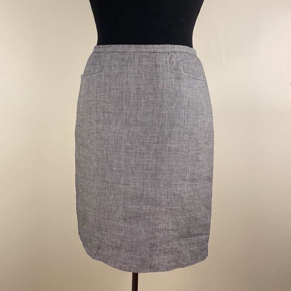 Talbots linen skirt Irish linen petite size 8 slit in back pockets black white